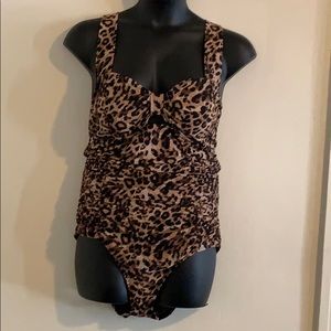 ❣️TORRID SWIM SUIT❣️